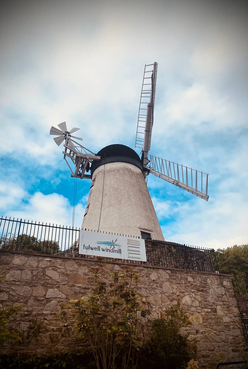 Visitor Centre & History