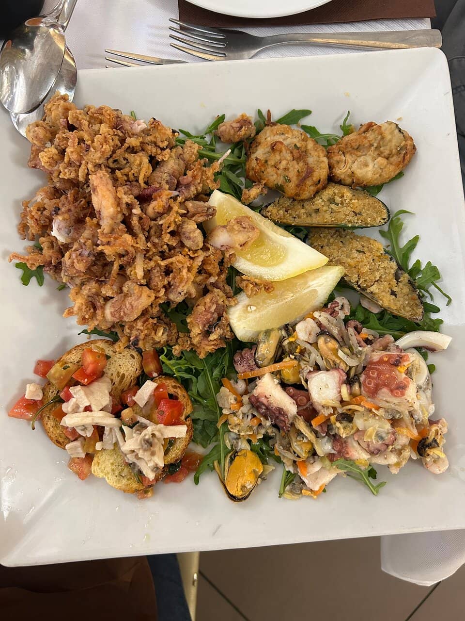 Romantic Outdoor Ambiance