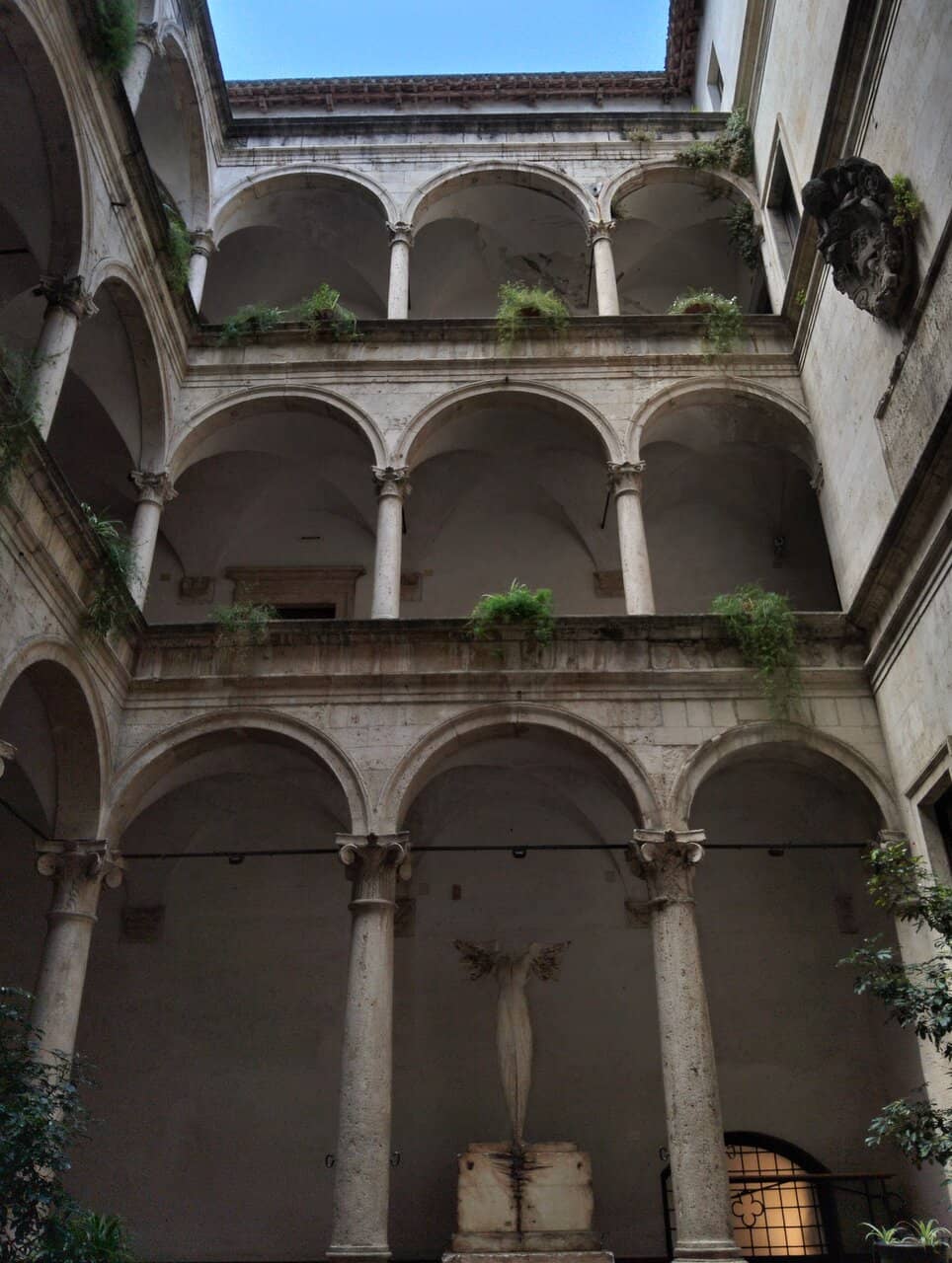 Travertine Architecture