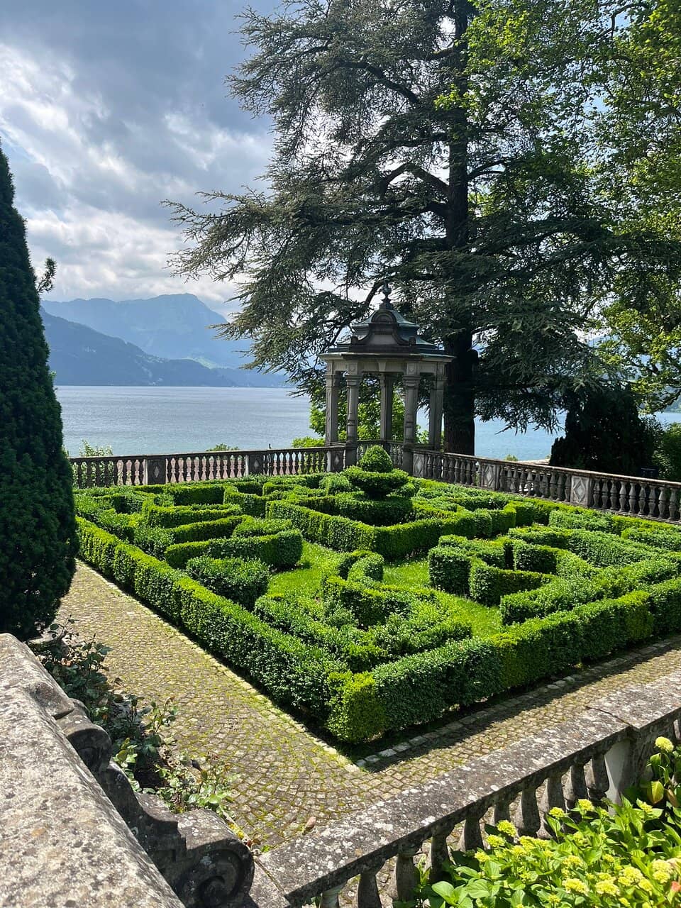 Beautifully Manicured Gardens