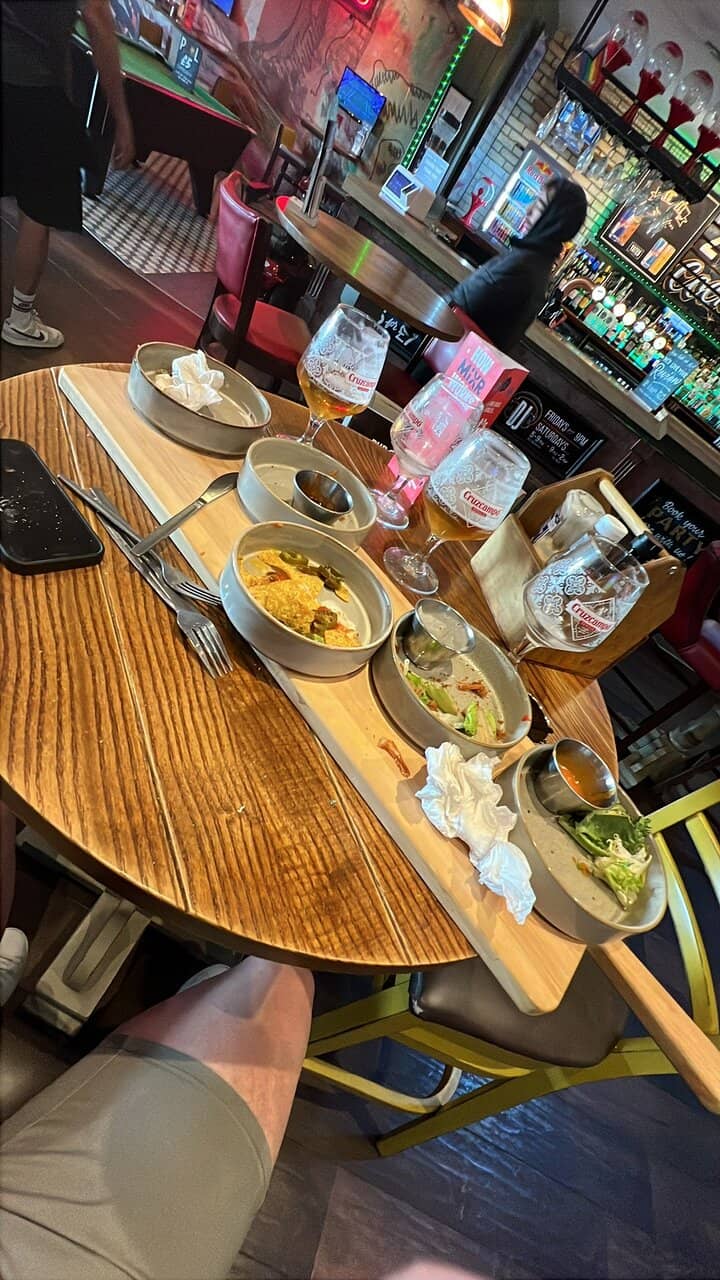 Cocktail Deals and Friendly Vibes