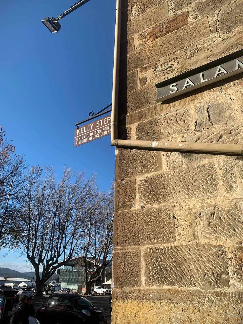 Gateway to Battery Point