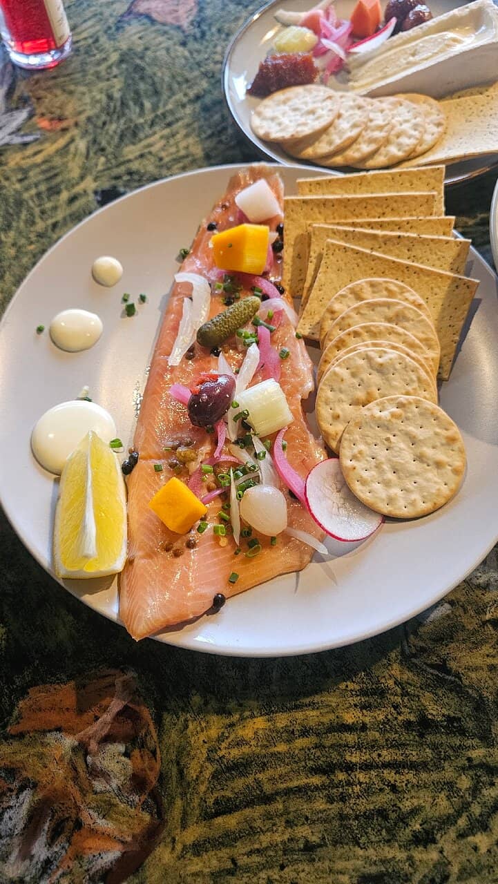 Beautiful Gardens & Sculptures