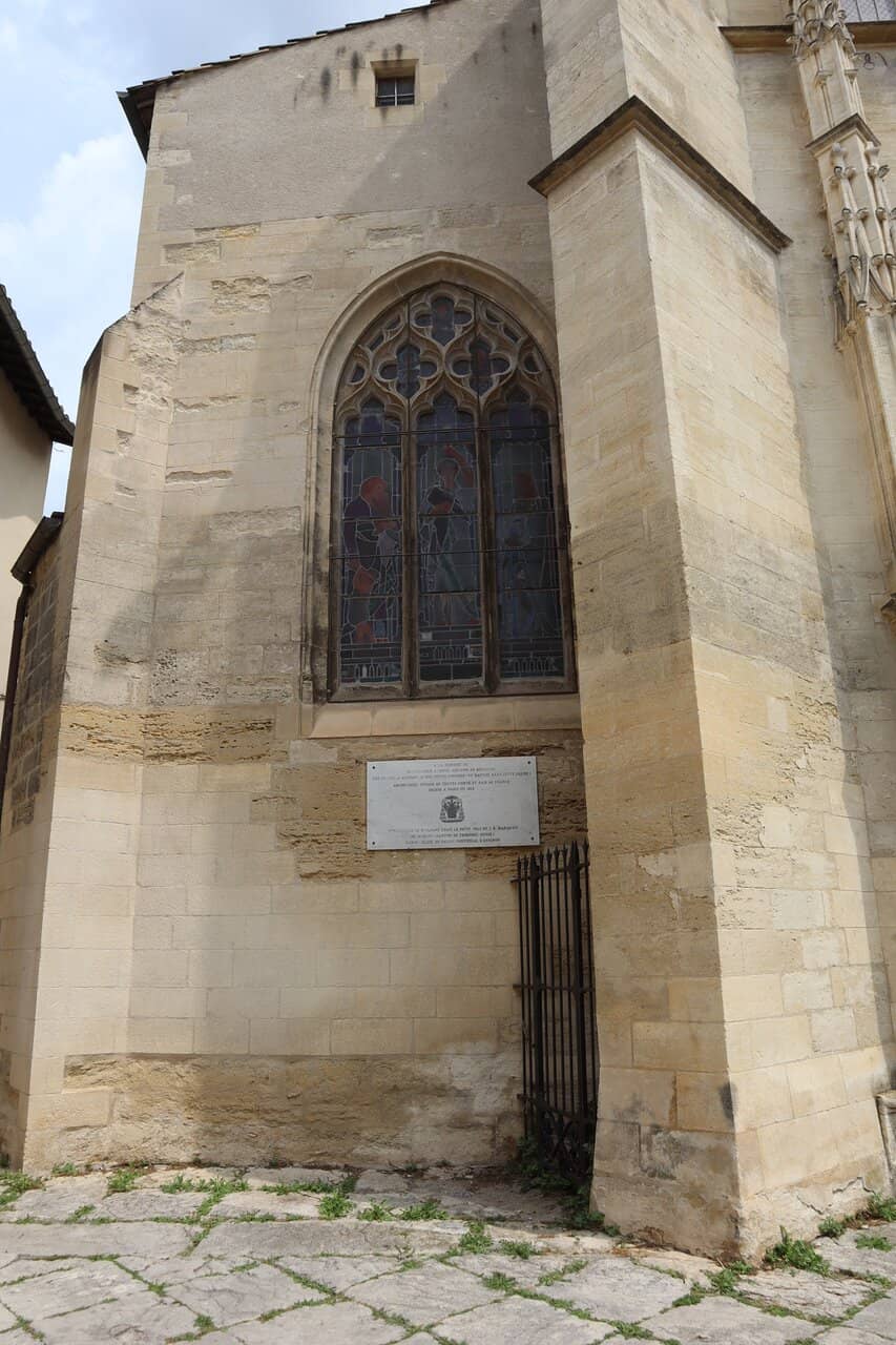 Vertical photo