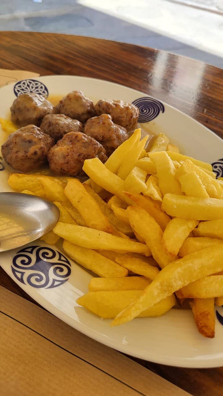 Vibrant and Authentic Atmosphere