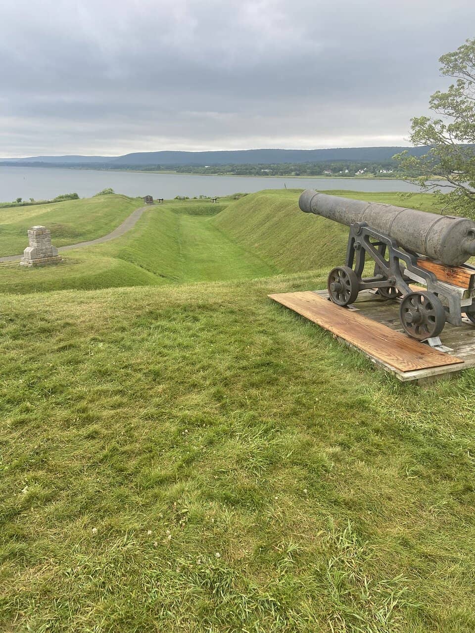 Historic Grounds and Earthworks