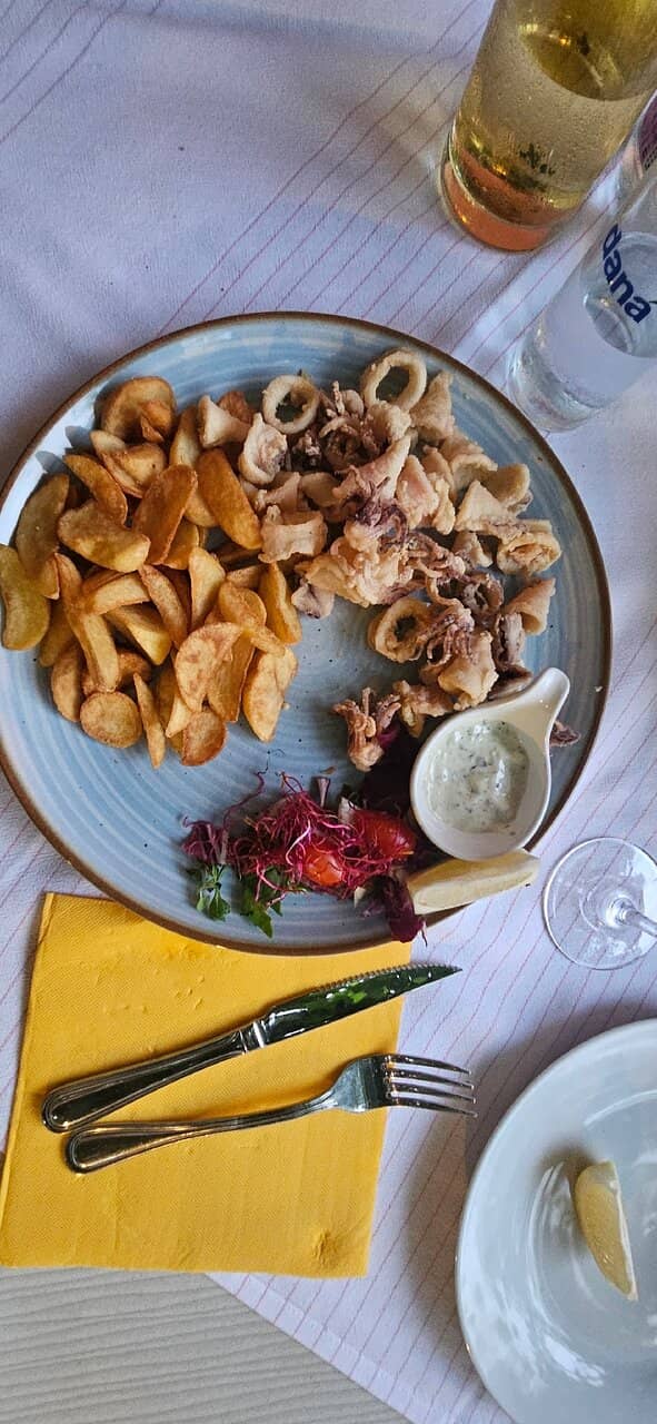 Warm, Neighborly Atmosphere