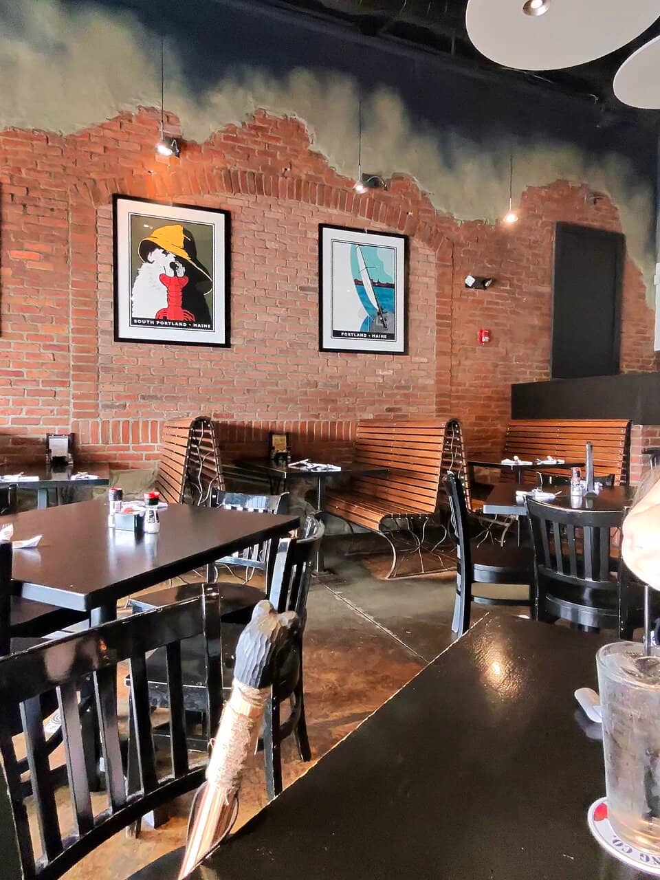 Dog-Friendly Patio & Atmosphere