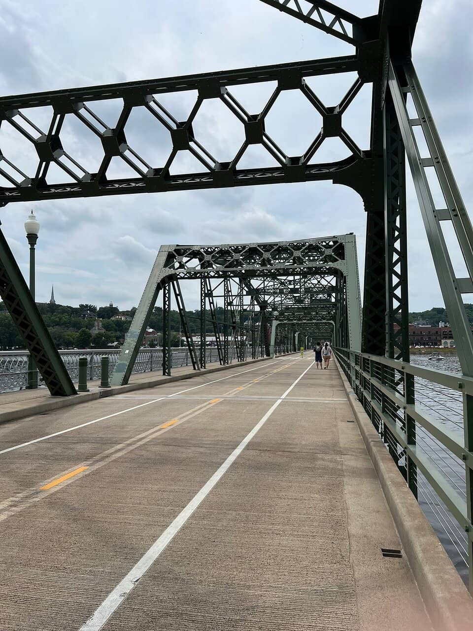 Wisconsin State Line Crossing