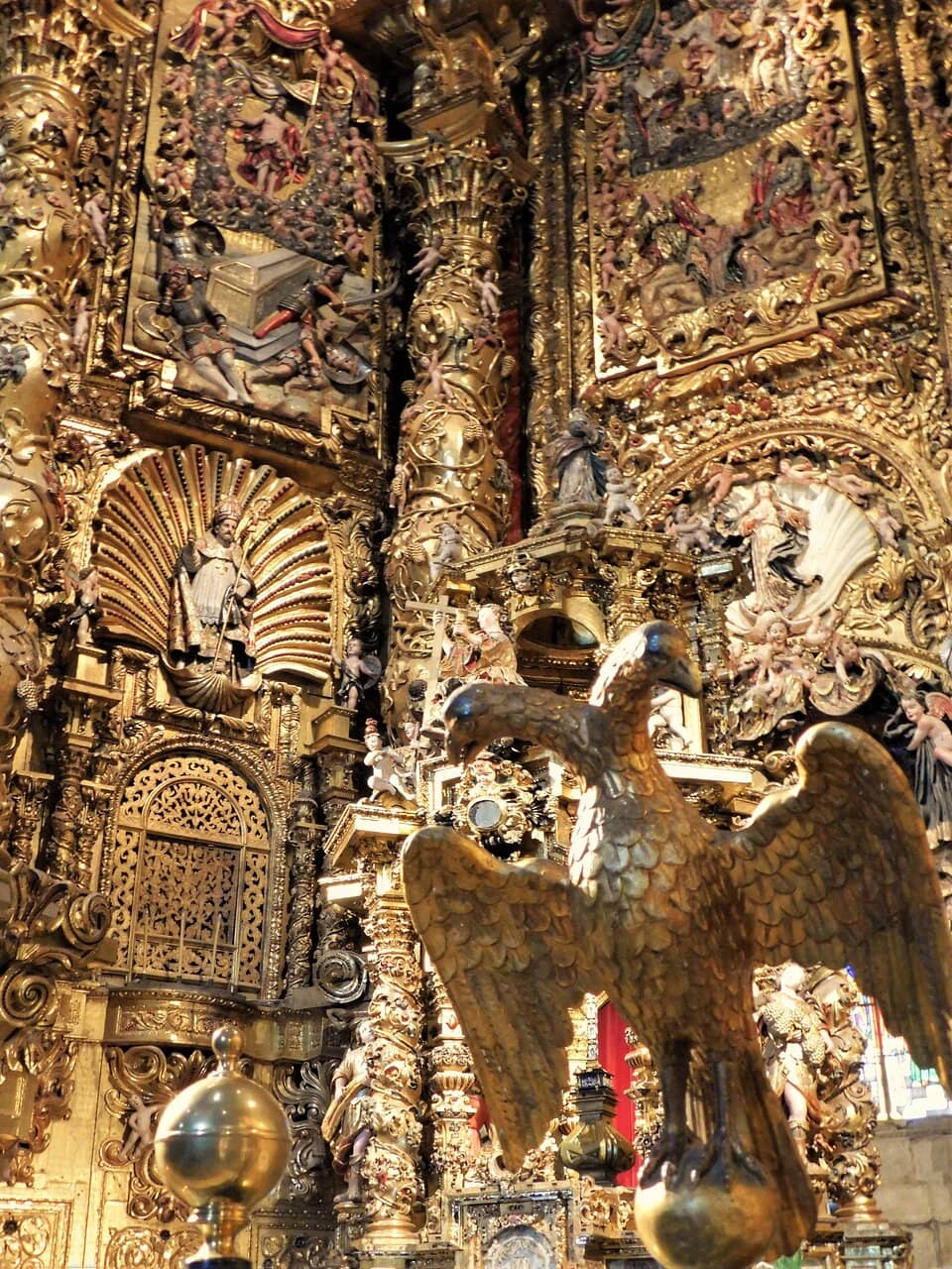 Proximity to Celorio Beach