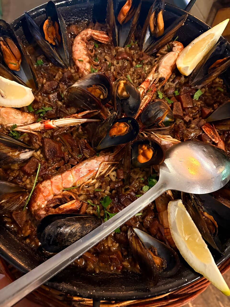 Vibrant Atmosphere & Live Music