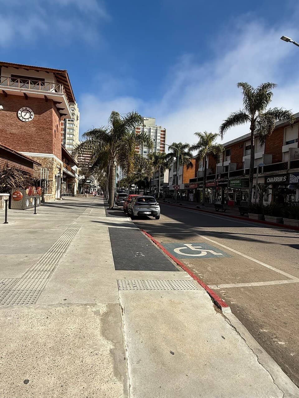 Chic Boutiques and Galleries