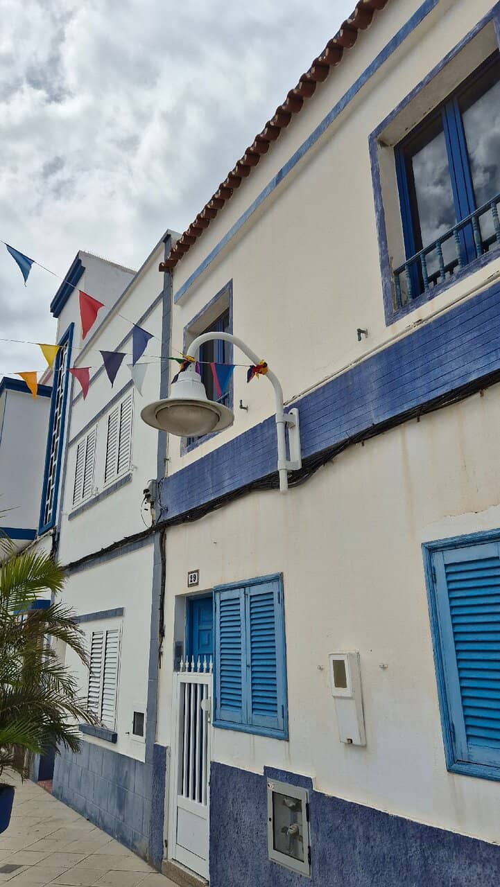 Vertical photo