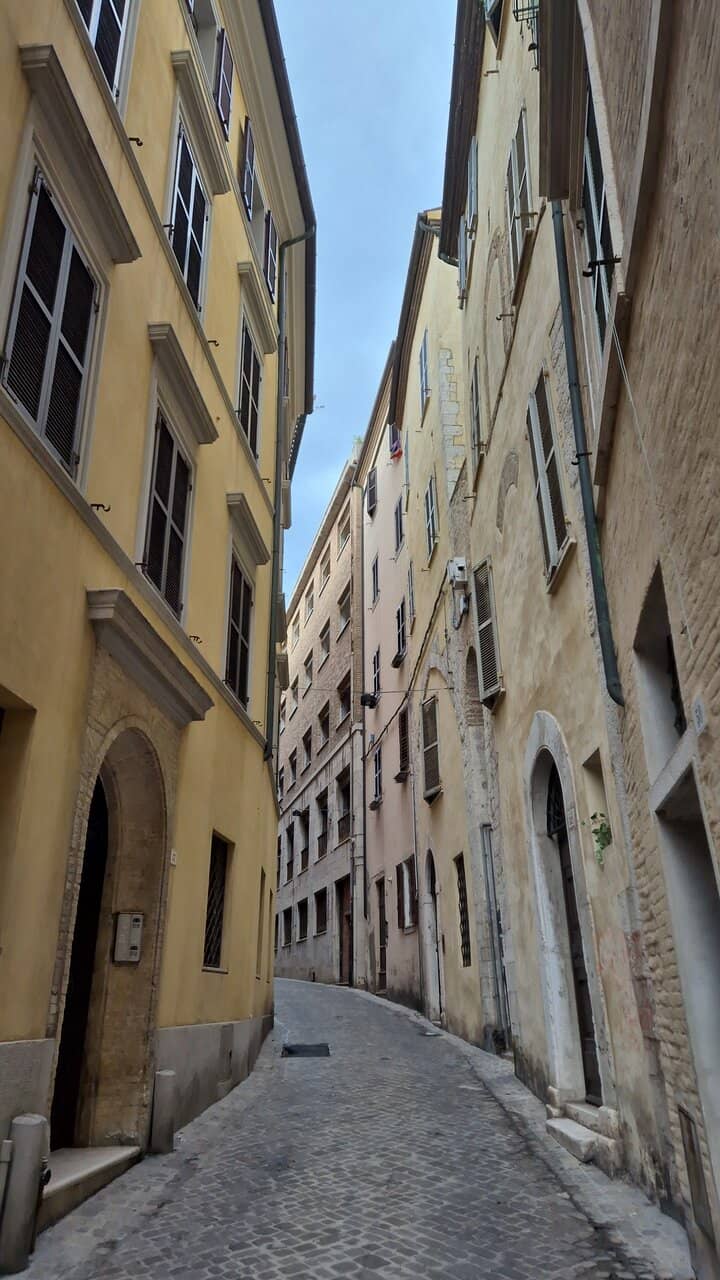 The Grandeur of the Piazza Itself
