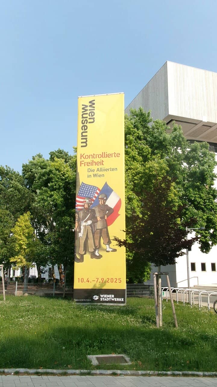 City History Exhibits