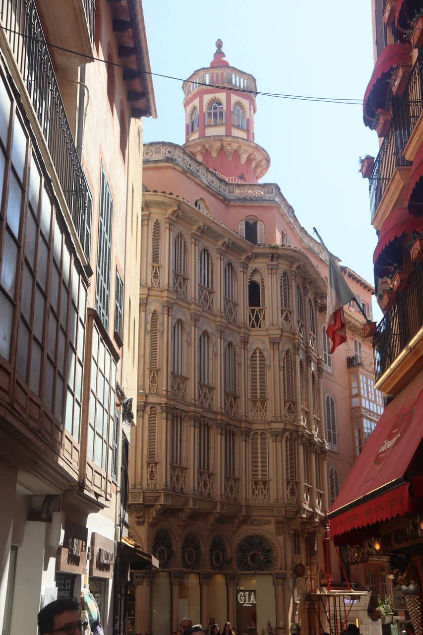 Art Nouveau Facade