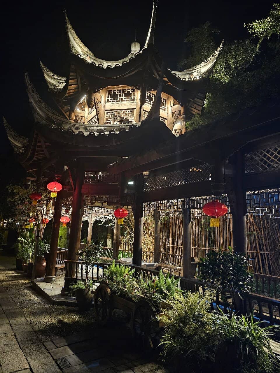 The Winding Stream & 'Food Street'