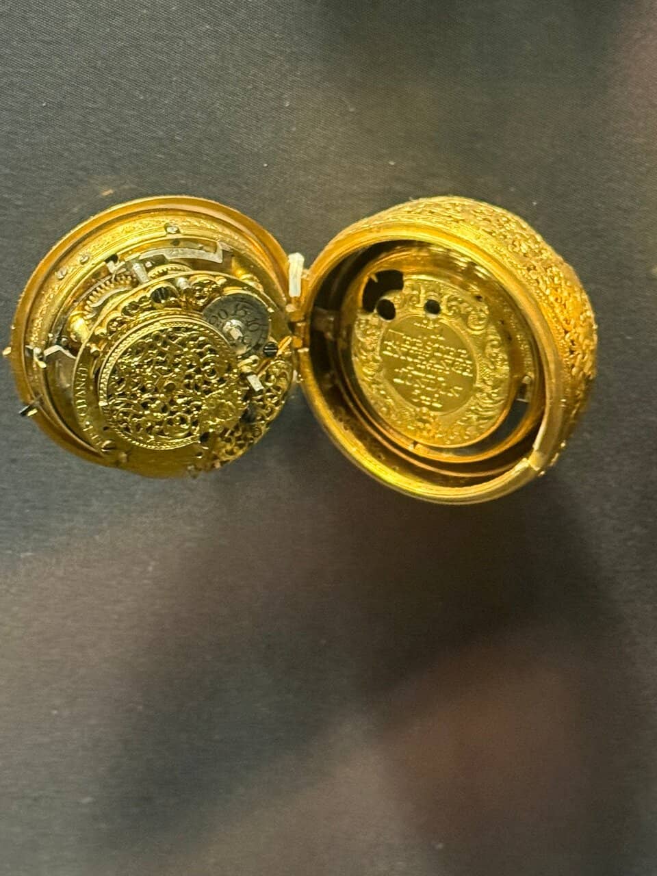 Decorative Arts & Porcelain