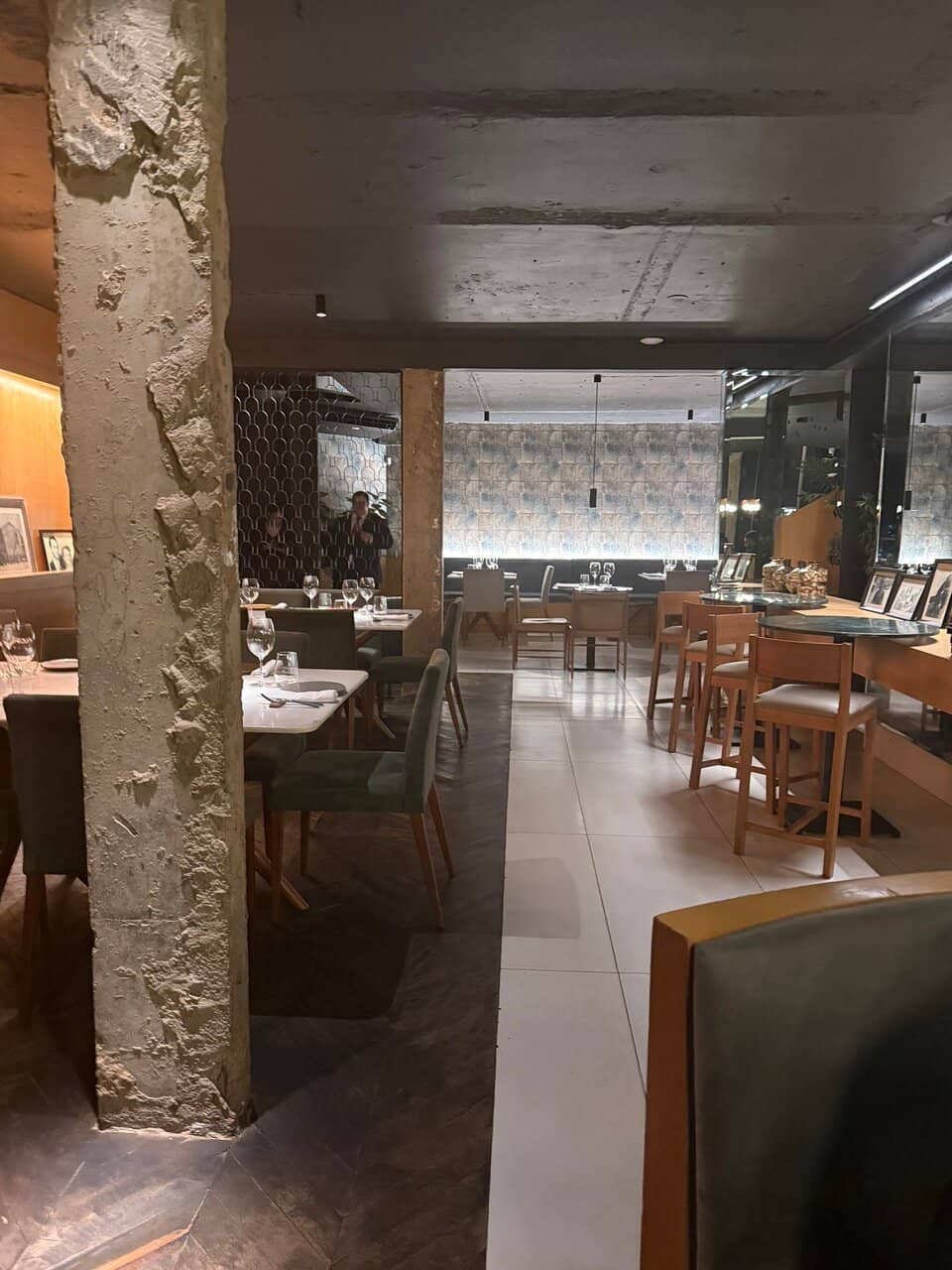 Modern Ambiance and Impeccable Service