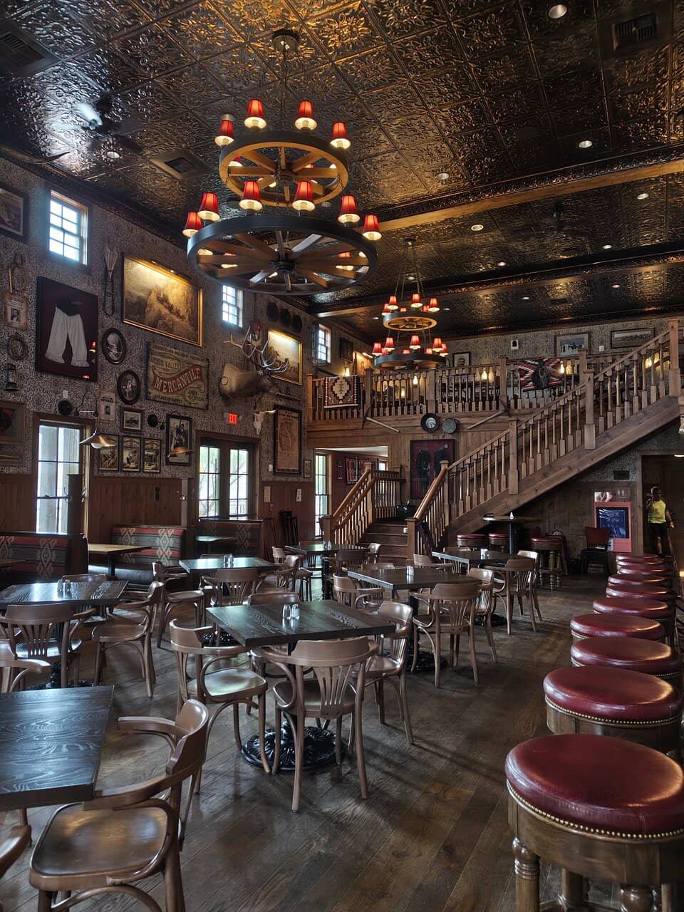 Cozy Atmosphere & Decor