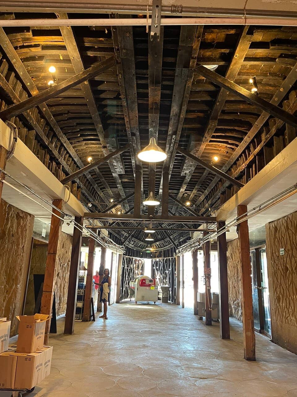 Artisanal and Natural Wines