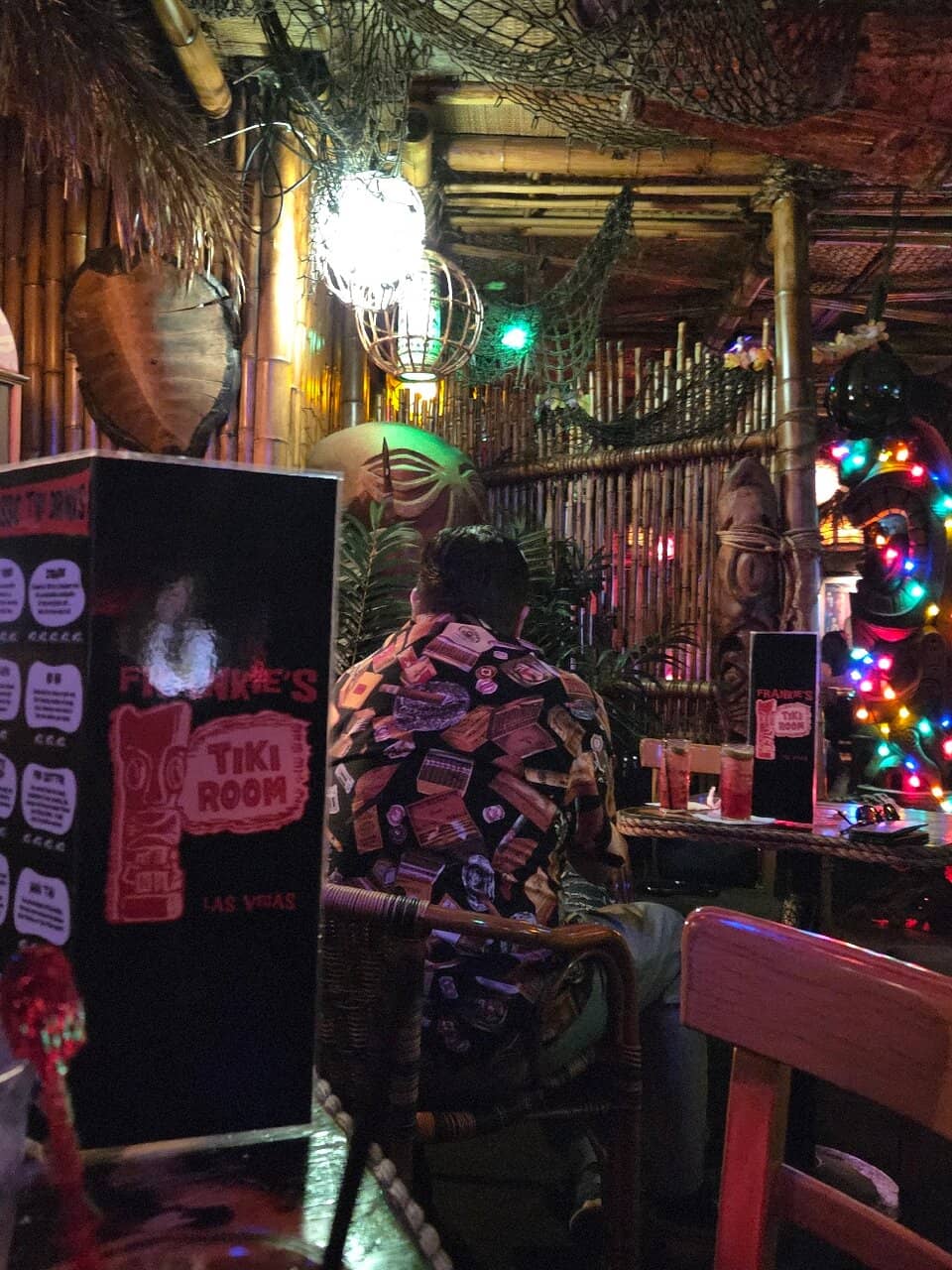 Kitschy, Vintage Atmosphere