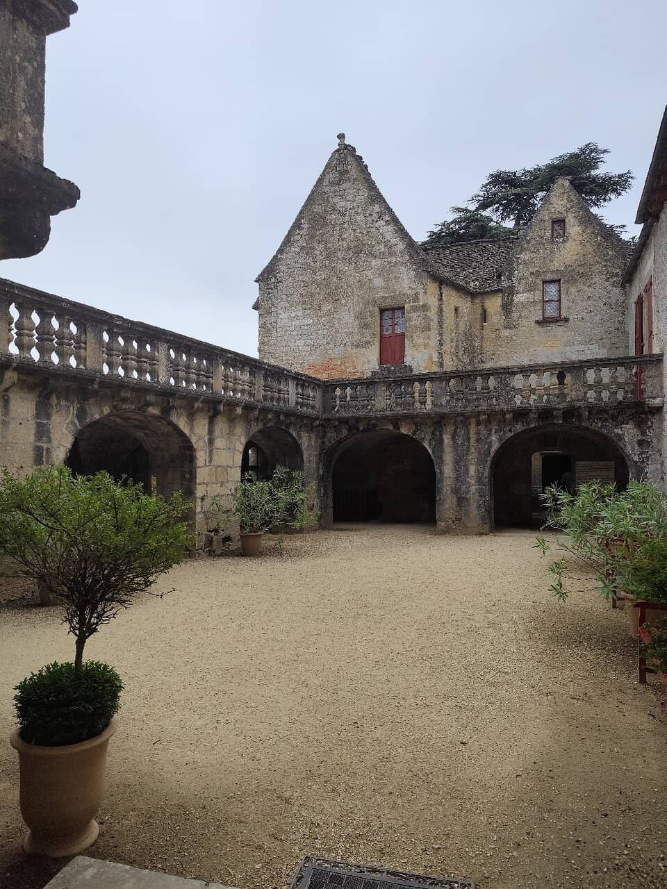 Period Furnishings & Weaponry