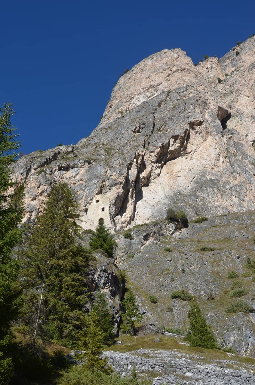 Via Crucis Path Excursion