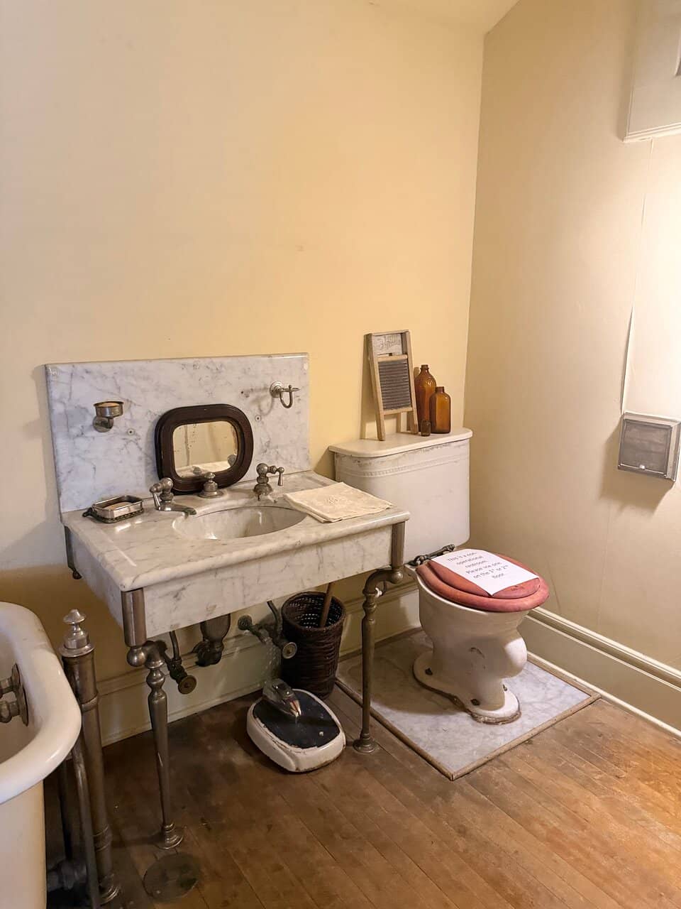 Kitchen & Walk-in Chiller