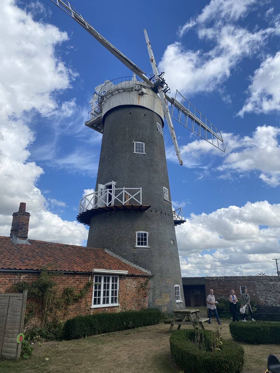 On-site Bakery & Cafe