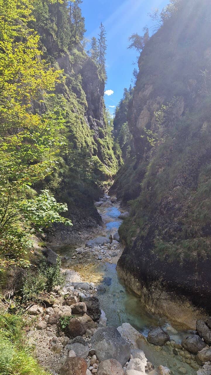 29 Bridges and Walkways