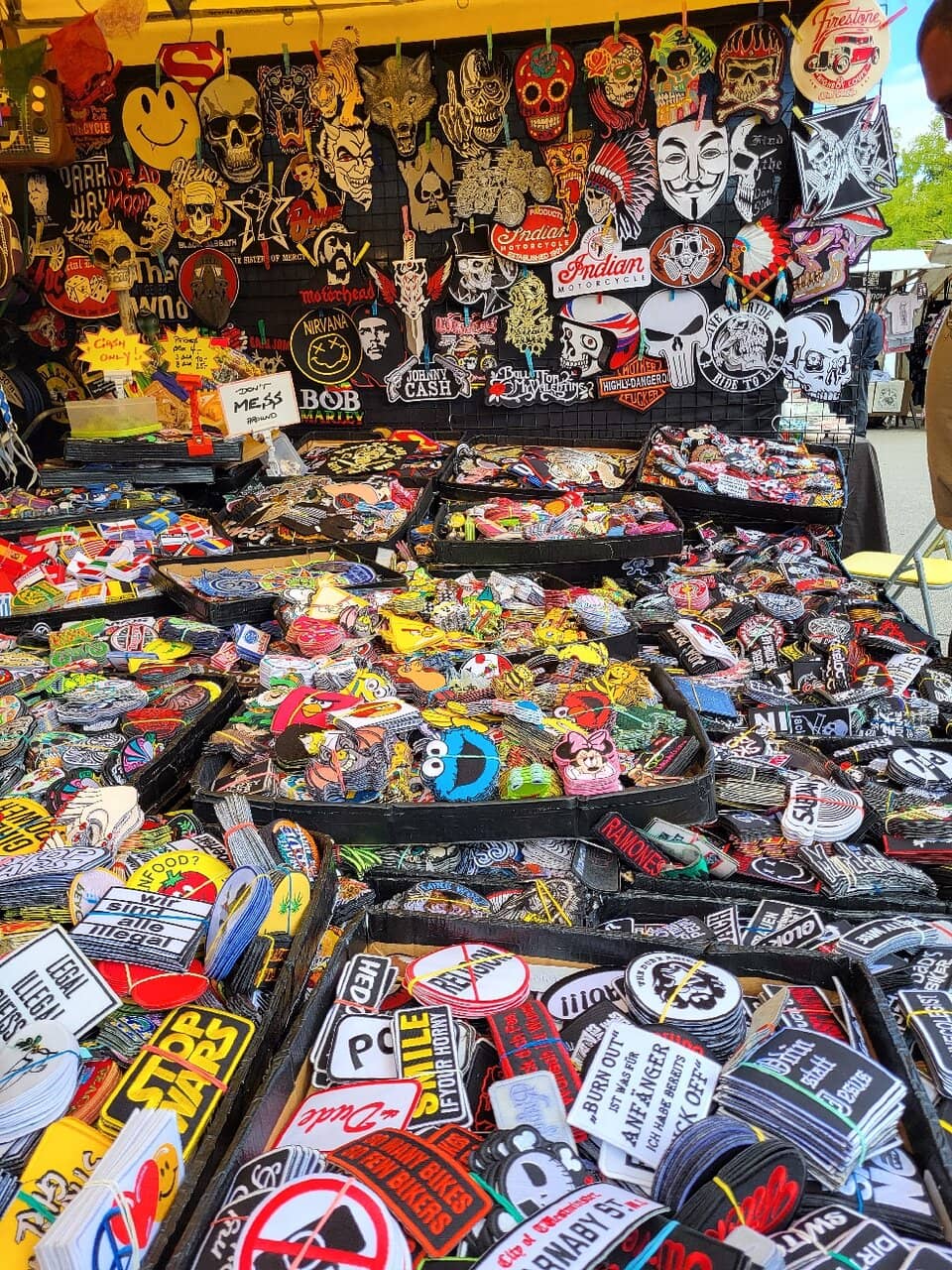 Live Music & Karaoke