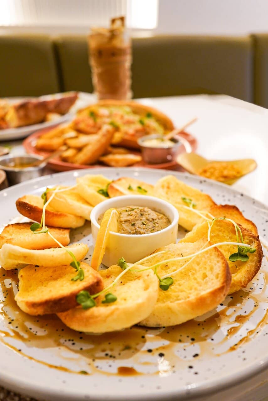 Lively Ambiance with Live Music