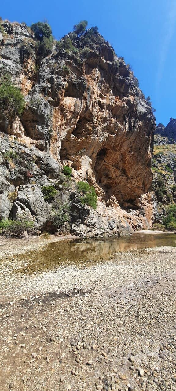 The Dramatic Canyon Hike