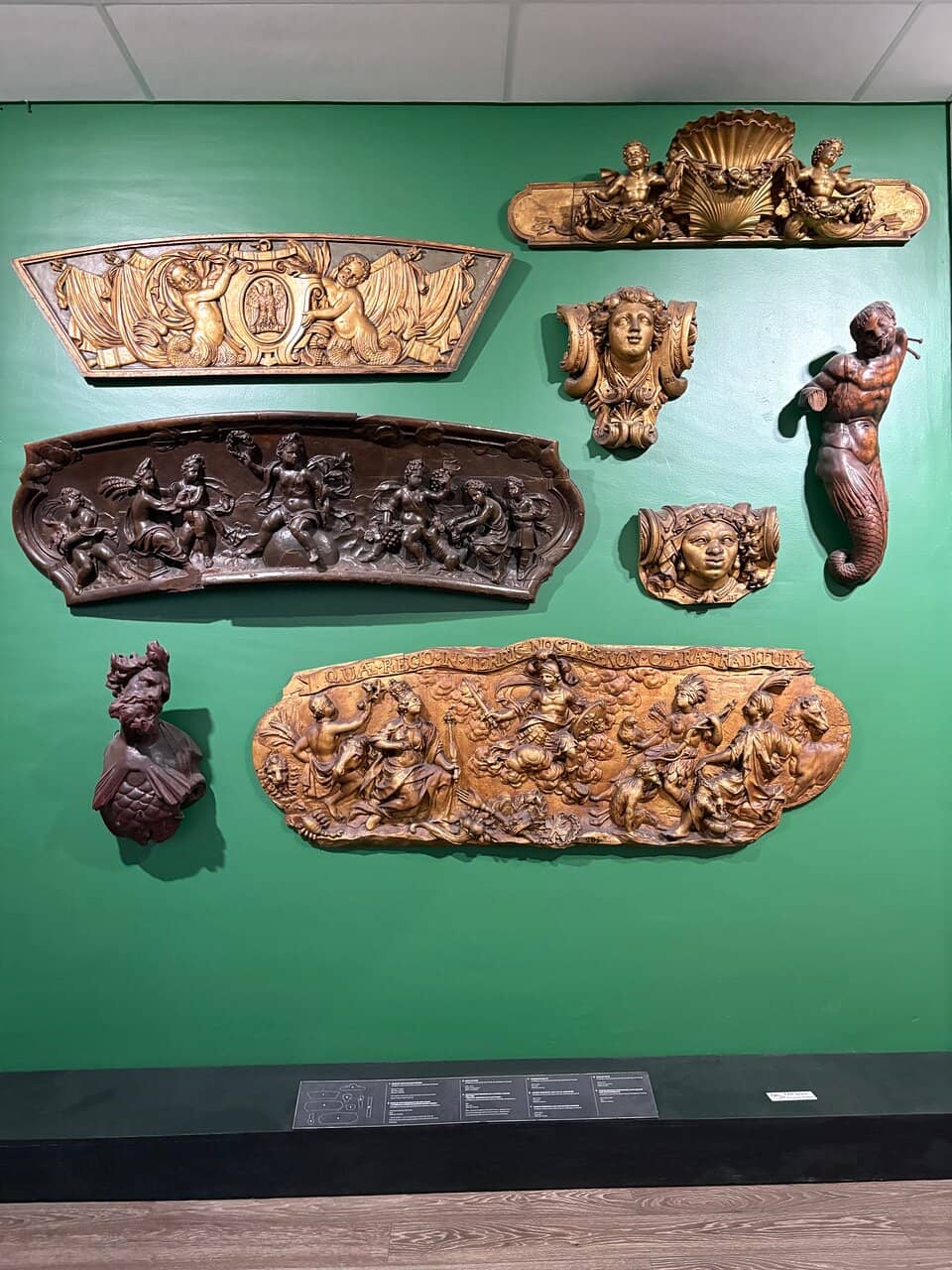 Charles De Gaulle Replica