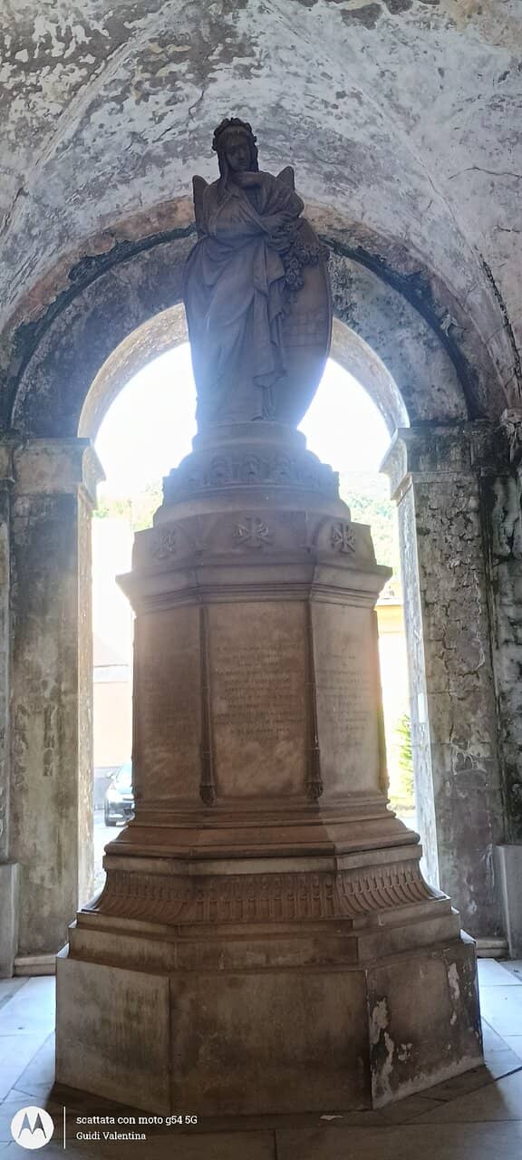 Oneto Tomb