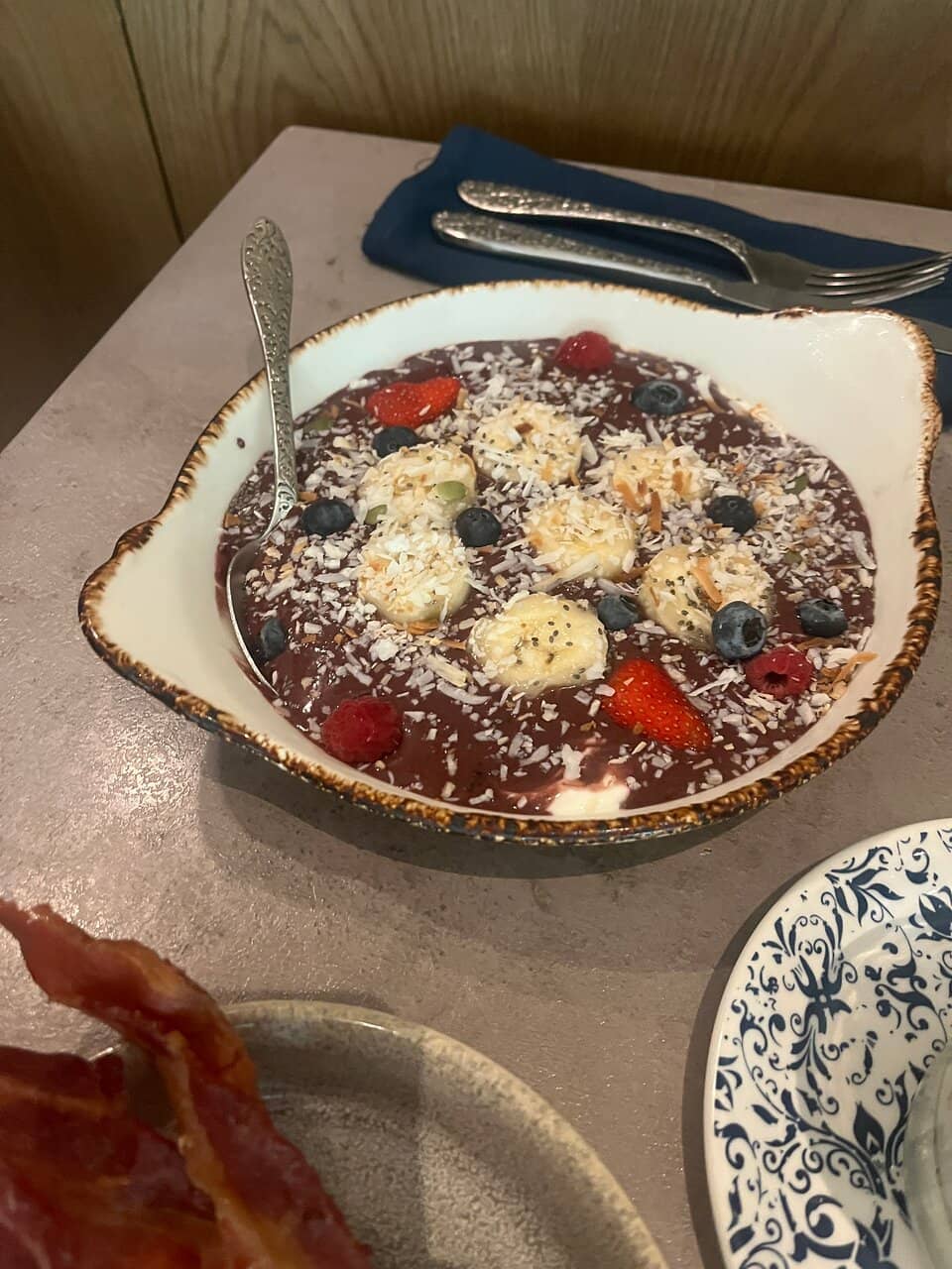 Elegant Colonial Ambiance