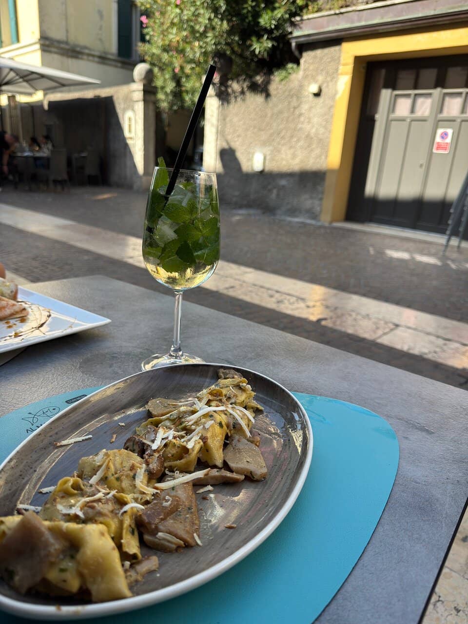 Picturesque Lakeside Dining
