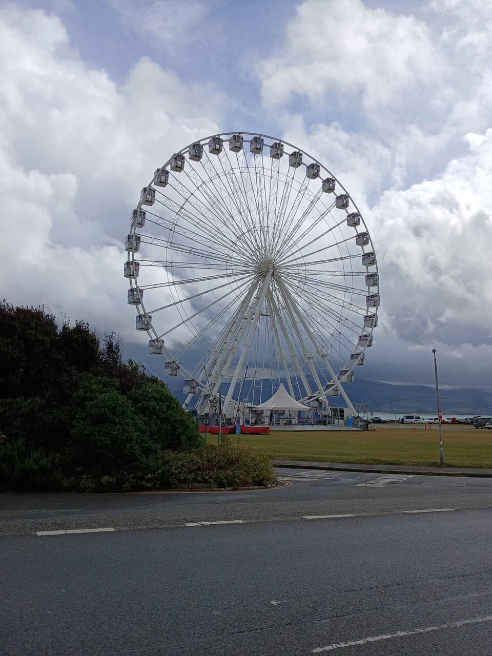 Independent Shops and Cafes