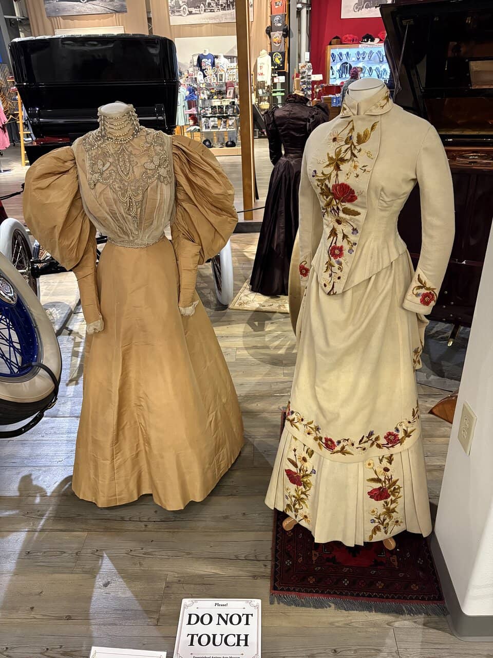 Vintage Fashion Collection