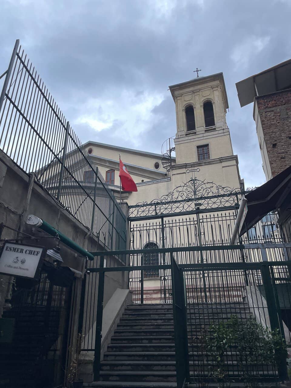 Courtyard Views