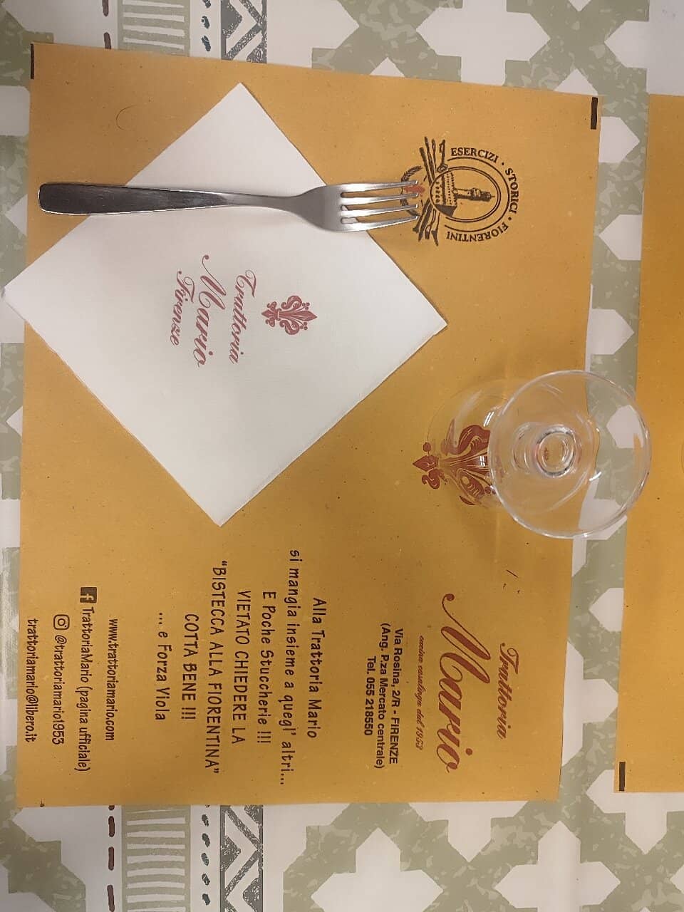 Convivial, Cozy Atmosphere