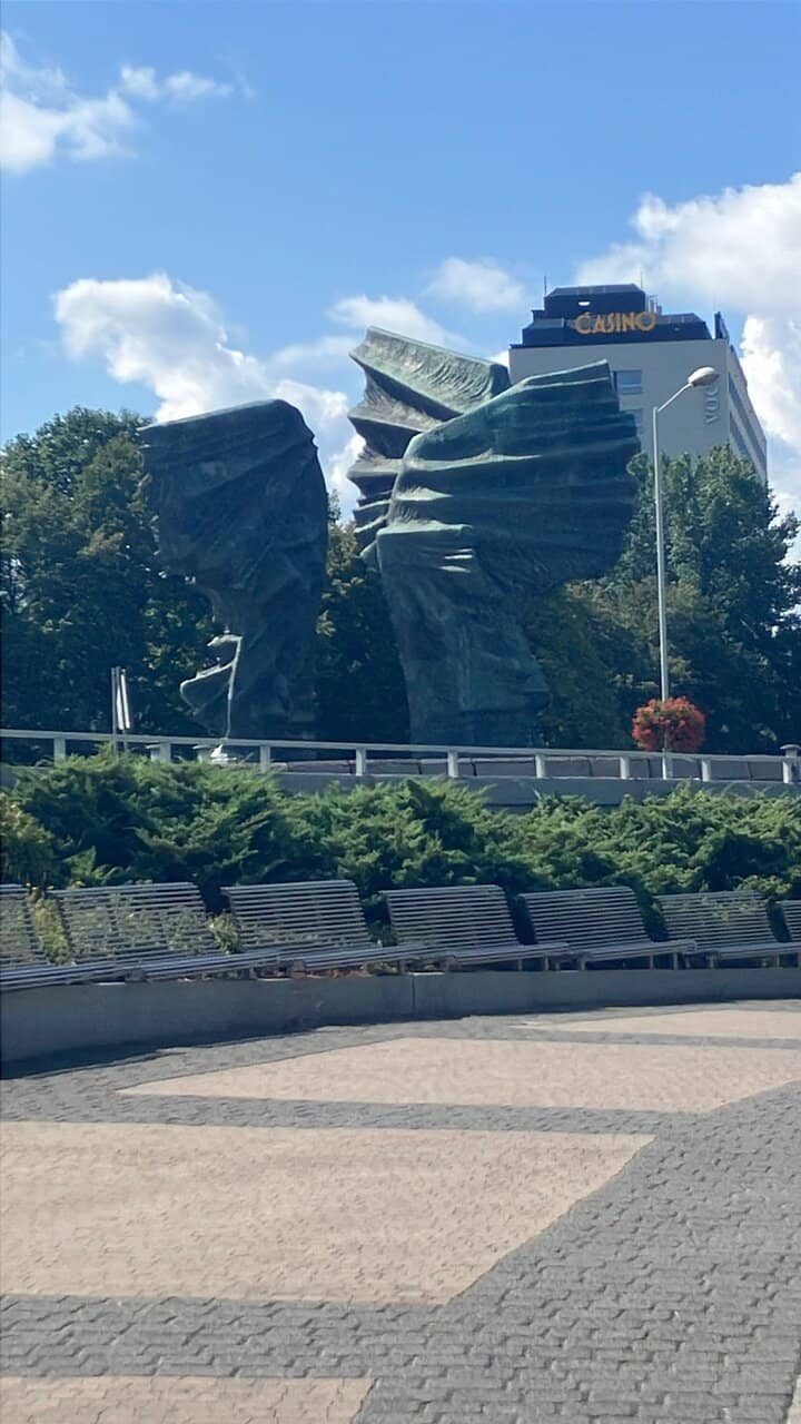 Symbolic Circular Form