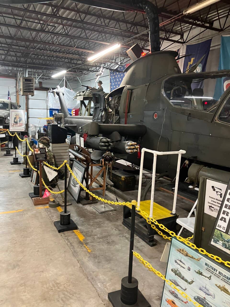 Vintage Aircraft & Jeeps