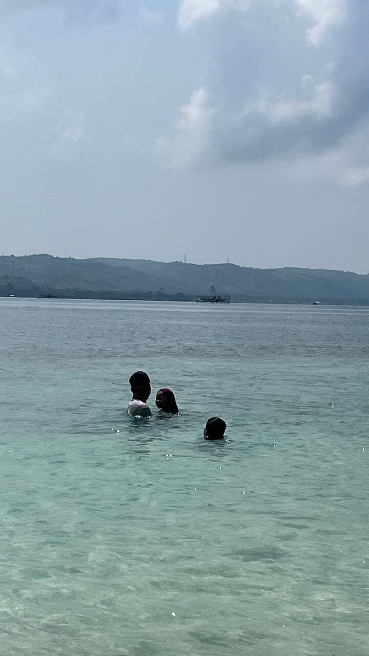 Serene Island Vibe