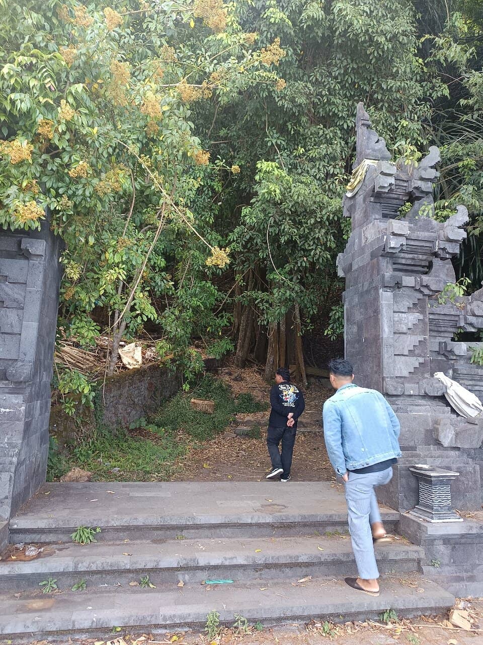 The 'Mepasah' Burial Site