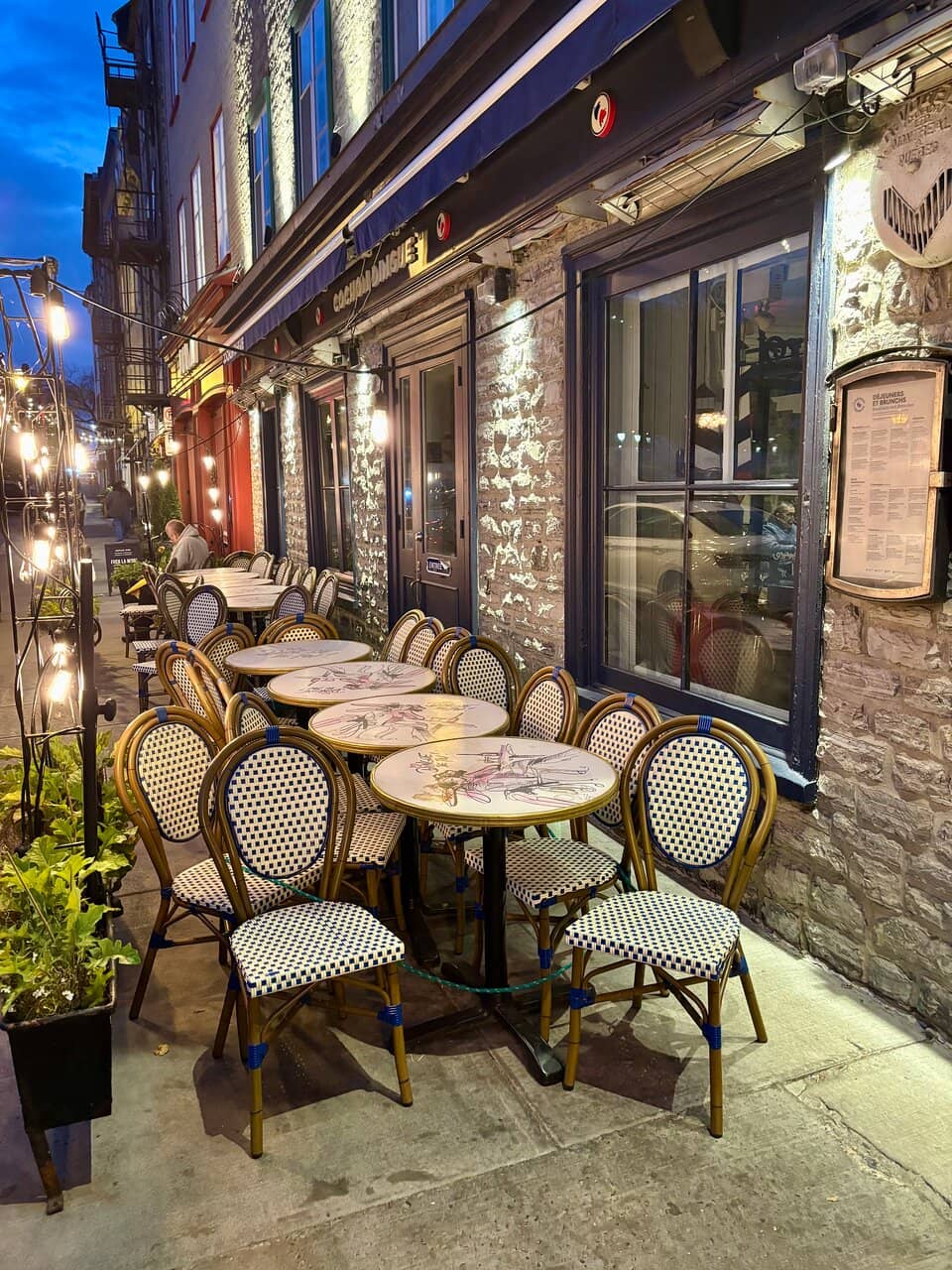 Chic Ambiance in Old Quebec