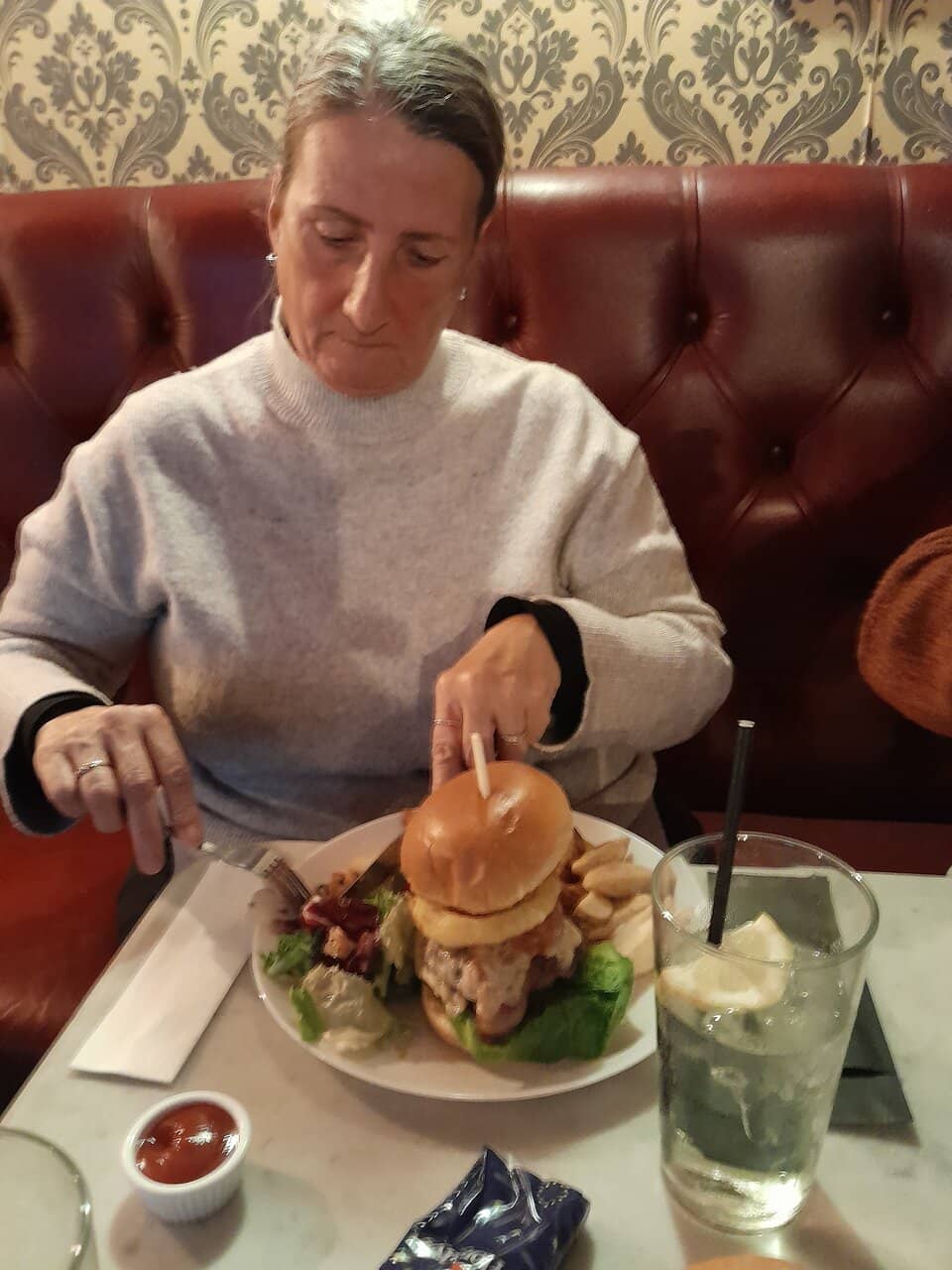 Vibrant Atmosphere & Clientele