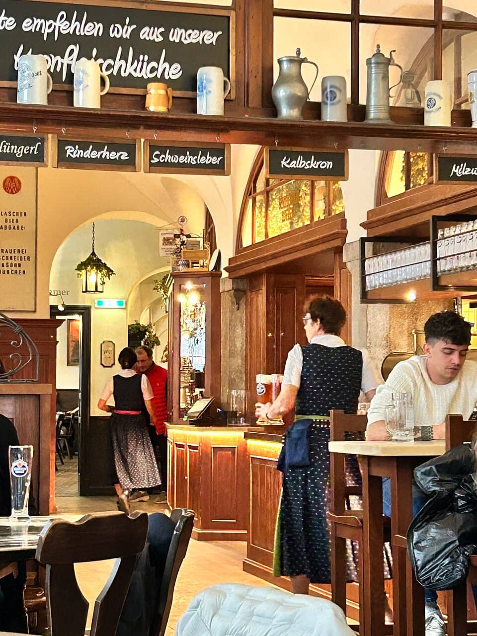 Lively Atmosphere & Live Music