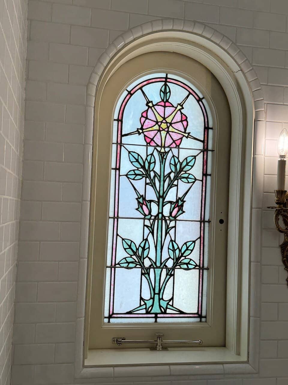 Beautiful Gardens & Pergola